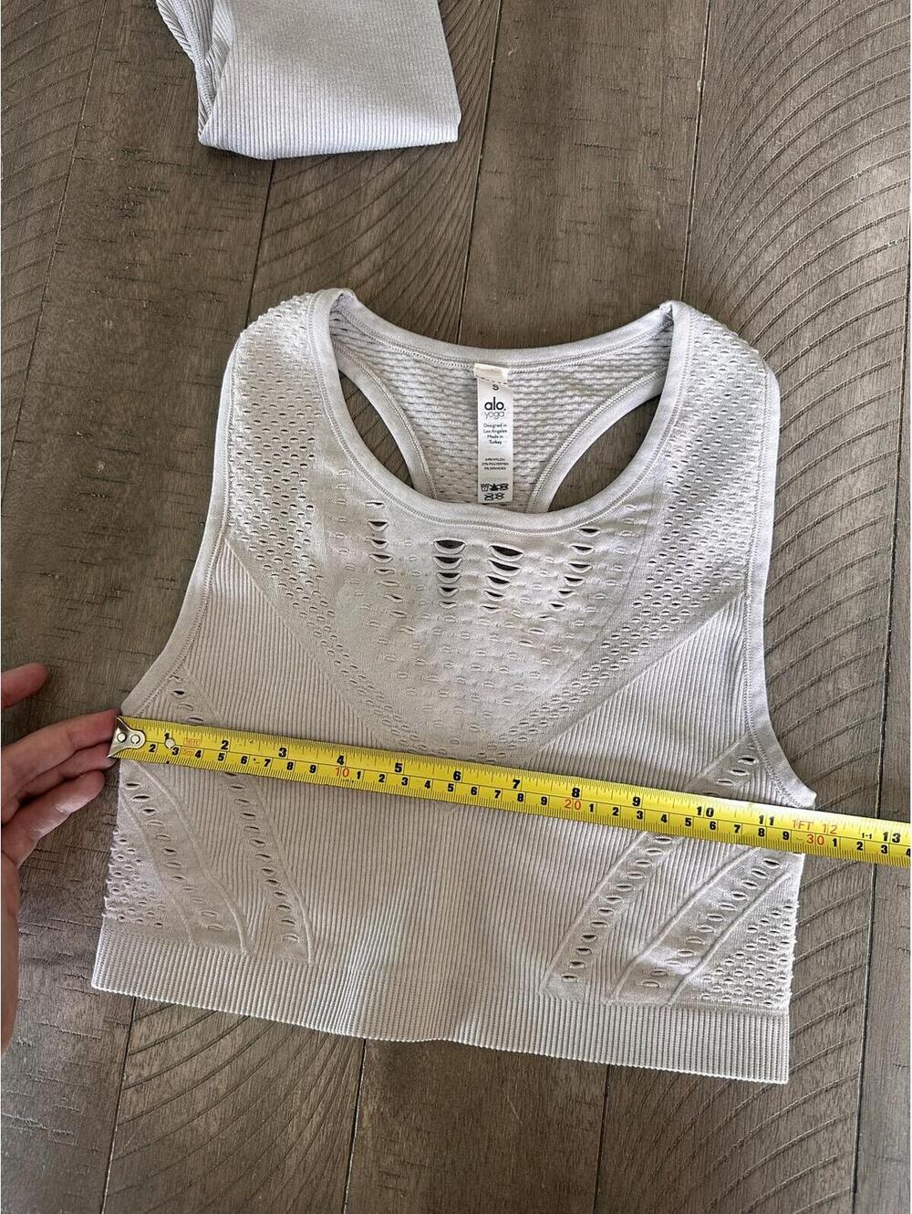 Alo Yoga 2-Piece Outfit: Goddess Leggings & Lark Crop Top Nectar Women’s Small - Picture 13 of 15